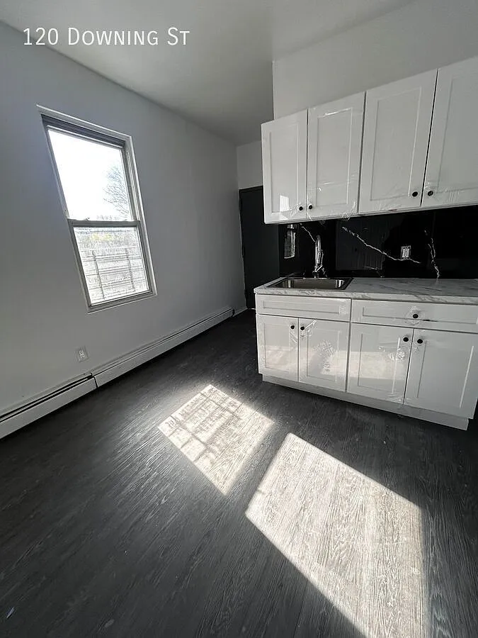 2 bed, $2,500 — Photo 2