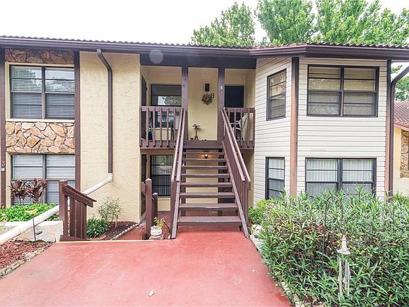 2nd image of 8621 Shadblow Ct APT 4