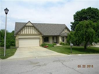 1st image of 1557 N 85th Pl