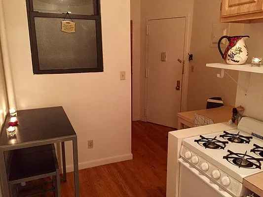 Rented by Mdays Realty | media 6