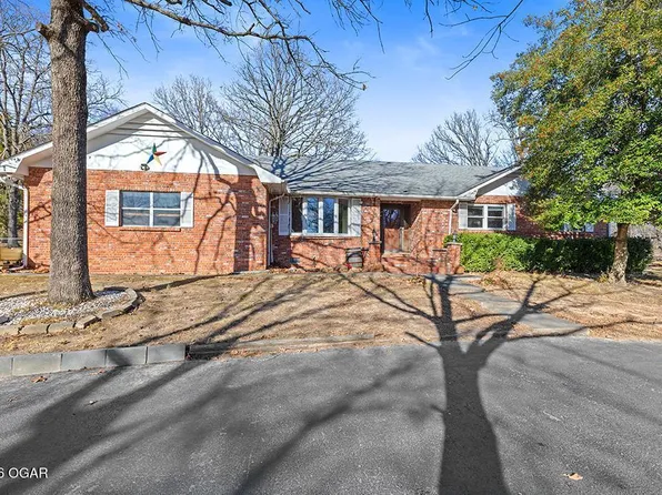 1925 E 46th St, Joplin, MO 64804