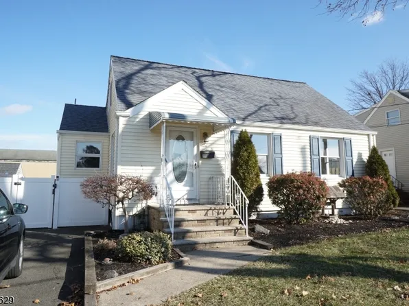 18 Janie Ln, Clark Twp., NJ 07066
