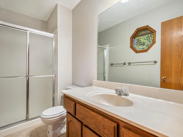 13568 Margo St, Omaha, NE 68138