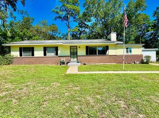 485 Meadowlake Dr, Ozark, AL 36360