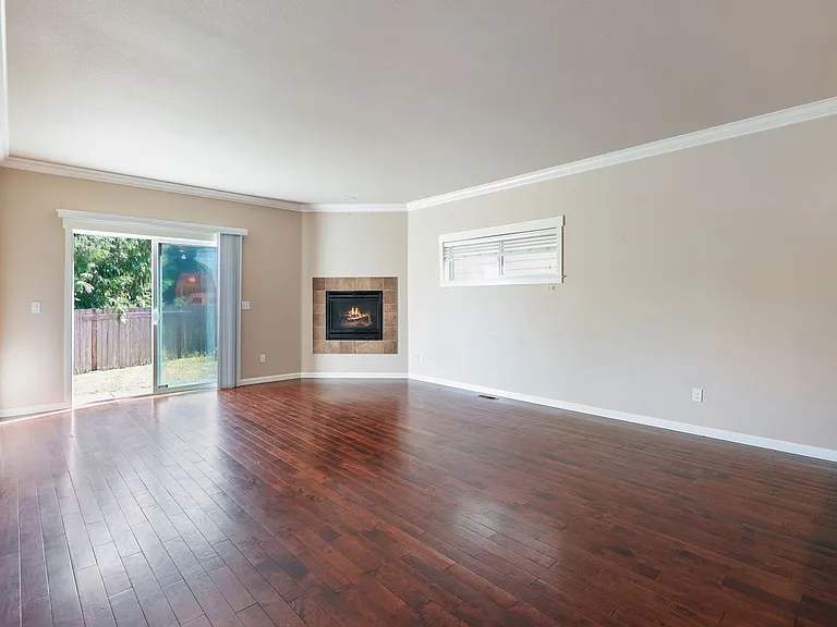 4335 17th Way NE — Photo 12