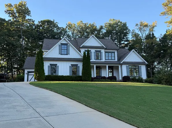 614 Saint Ives Walk, Monroe, GA 30655