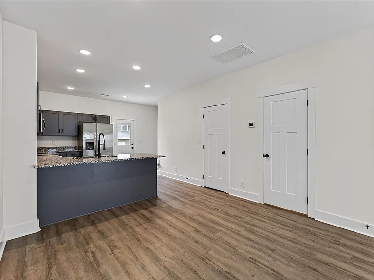 309 Front Ridge Cir — Photo 8