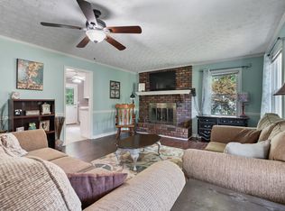 120 Driftwood Ln, Woodstock, GA 30188