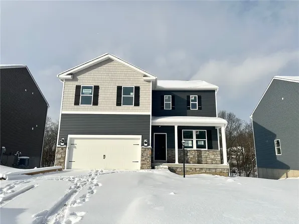 414 Curtis Ct, New Stanton, PA 15639