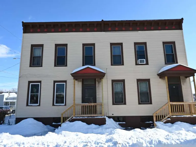 4 Washington St #1 — Photo 2