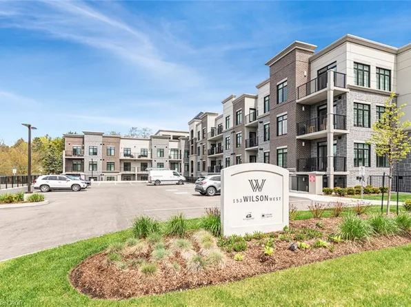 153 Wilson St W #105, Ancaster, ON L9G 1N4