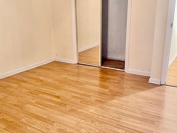 4th image of 66 Bryon Rd #5