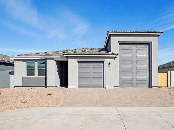 Amarillo Creek - Opal RV Garage Interior Image 1