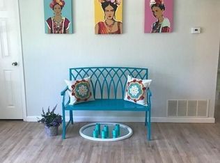 1312 E Inwood Dr, Arlington, TX