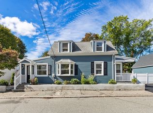 39 Garfield Ave, Woburn, MA 01801