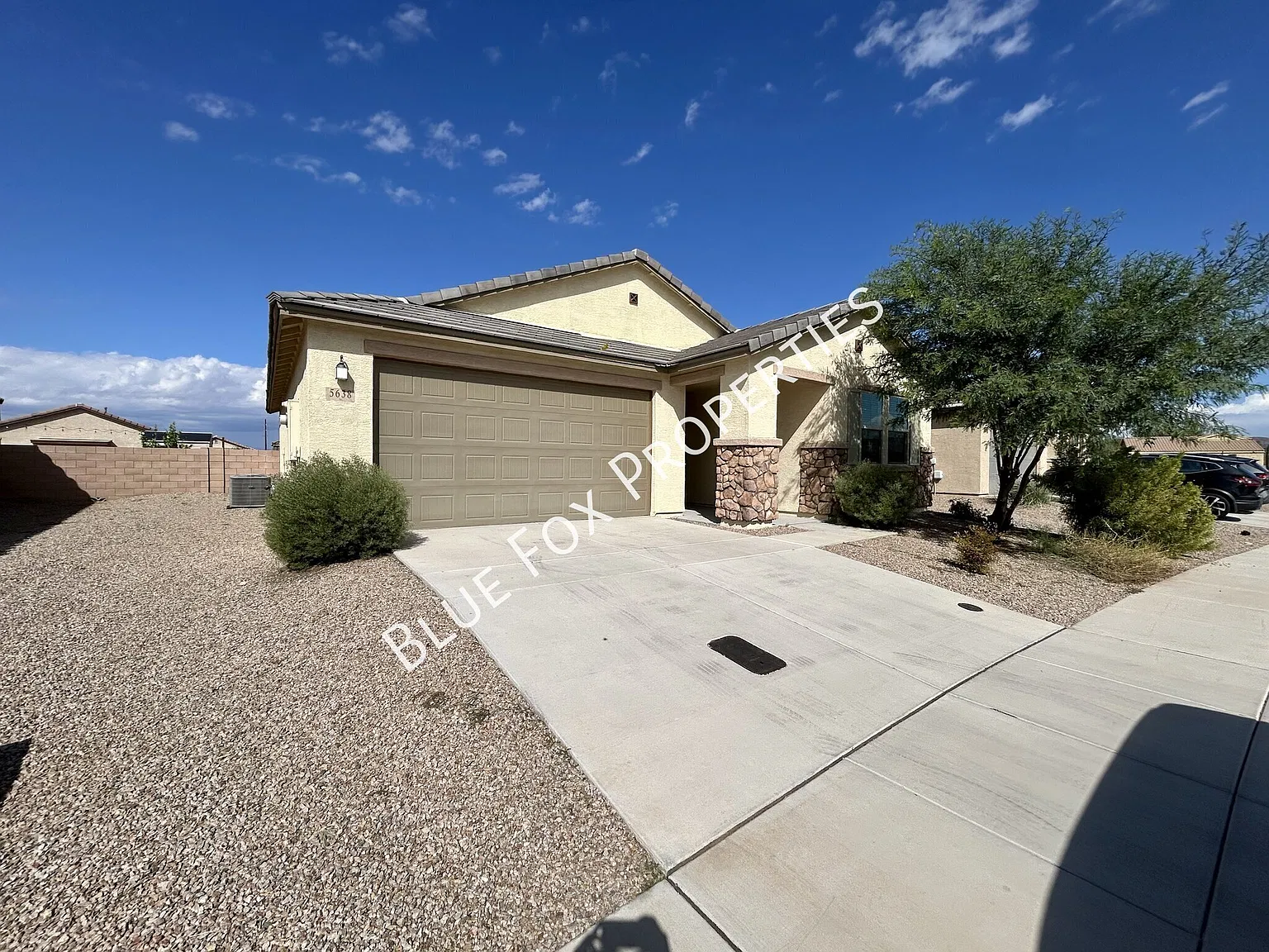 5638 S Montana Peak Way — Photo 2