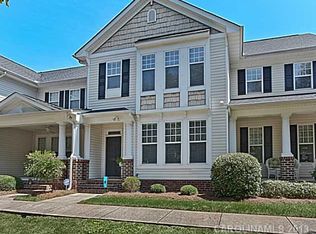 2040 Gable Way Ln, Matthews, NC 28104