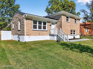 4203 Wooded Way, Louisville, KY 40219
