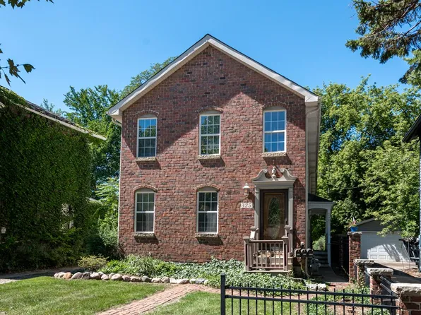 325 N Loomis St, Naperville, IL 60540