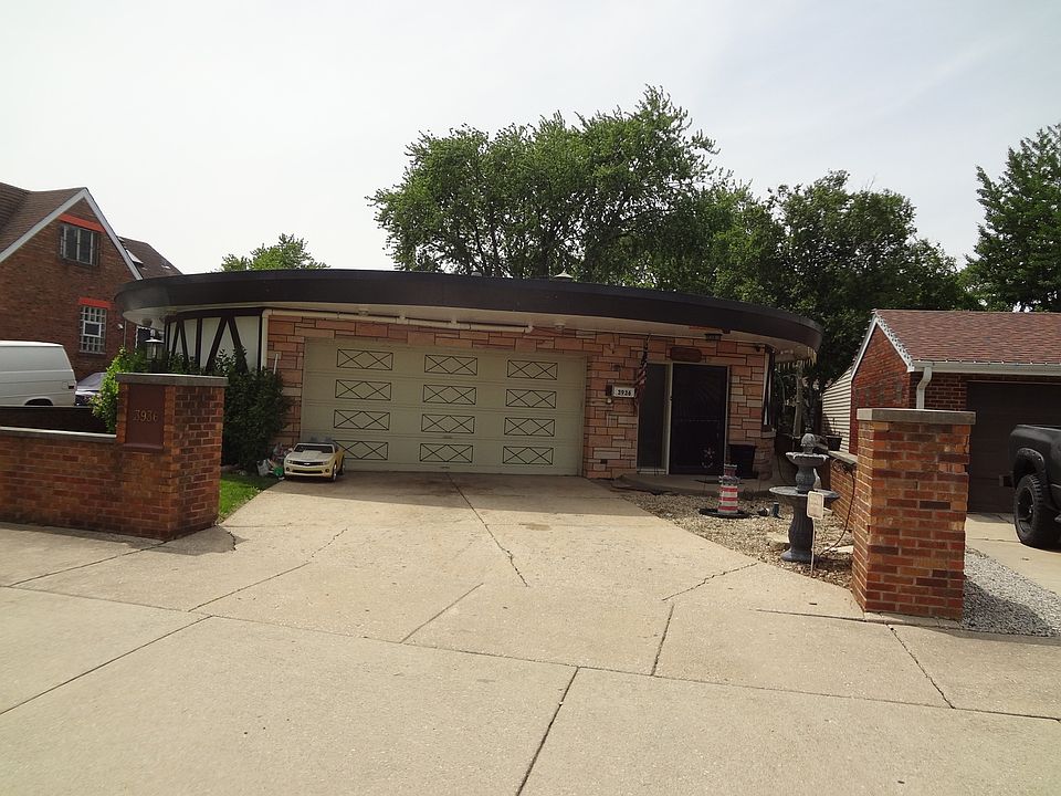 1st image of 3936 S Clarence Ave
