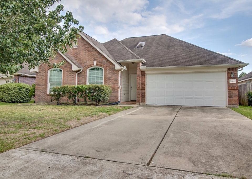 1st image of 20027 Goldlake Dr
