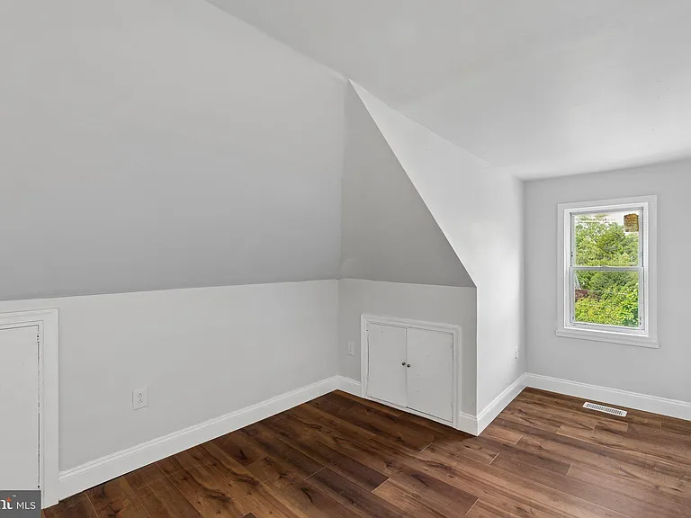 124 Lexington Ave #2 — Photo 14