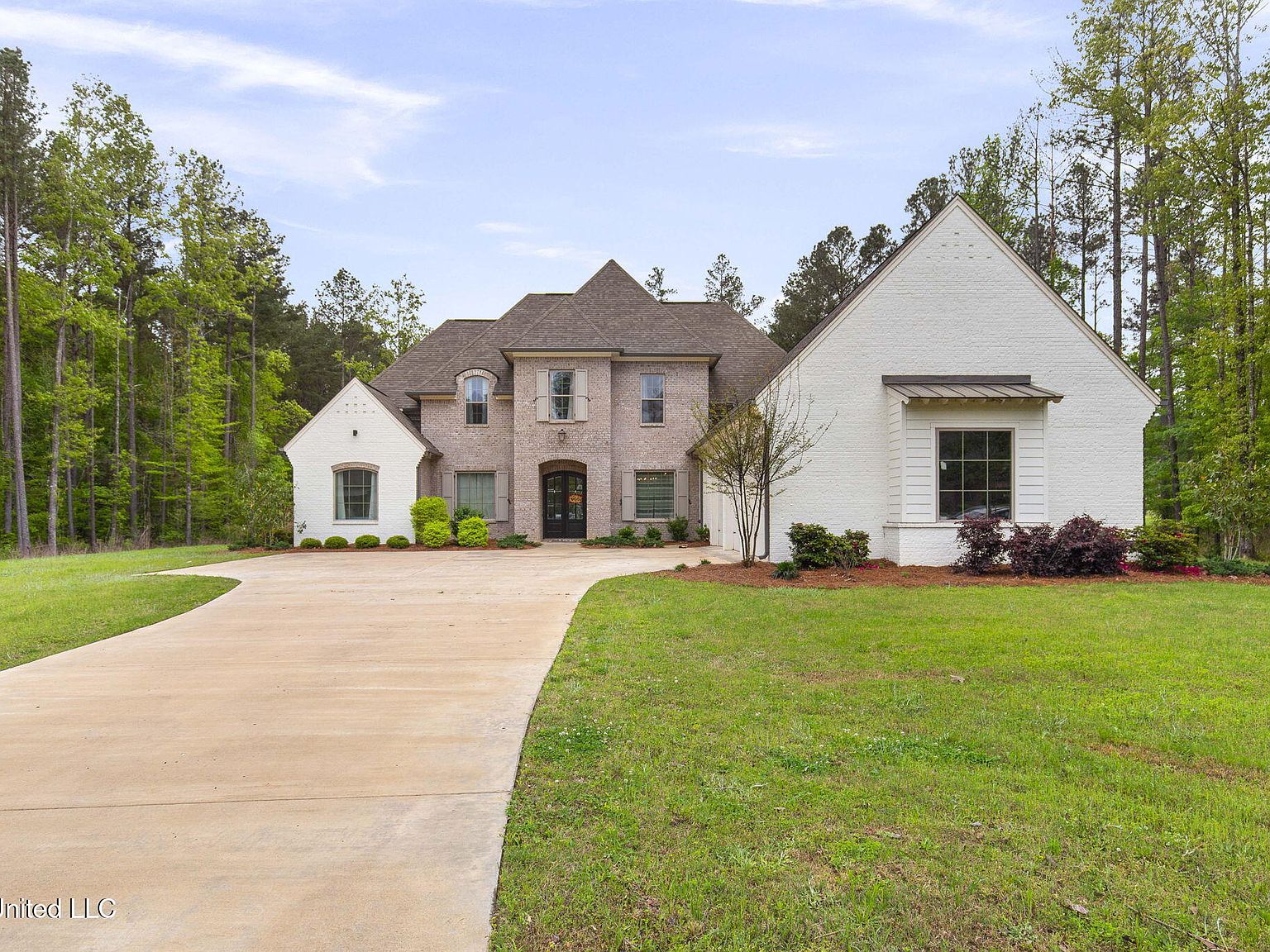 180 Plantation Blvd, Brandon, MS 39047 | Zillow