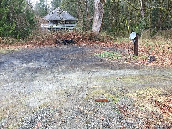4th image of 41808 N Shore Ln