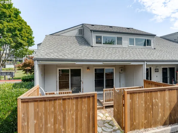 306 NE 85th St #1A, Vancouver, WA 98665