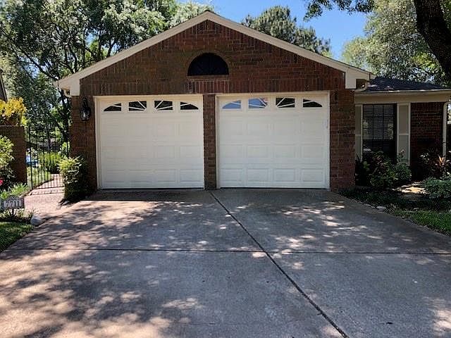 1st image of 7711 Springville Dr