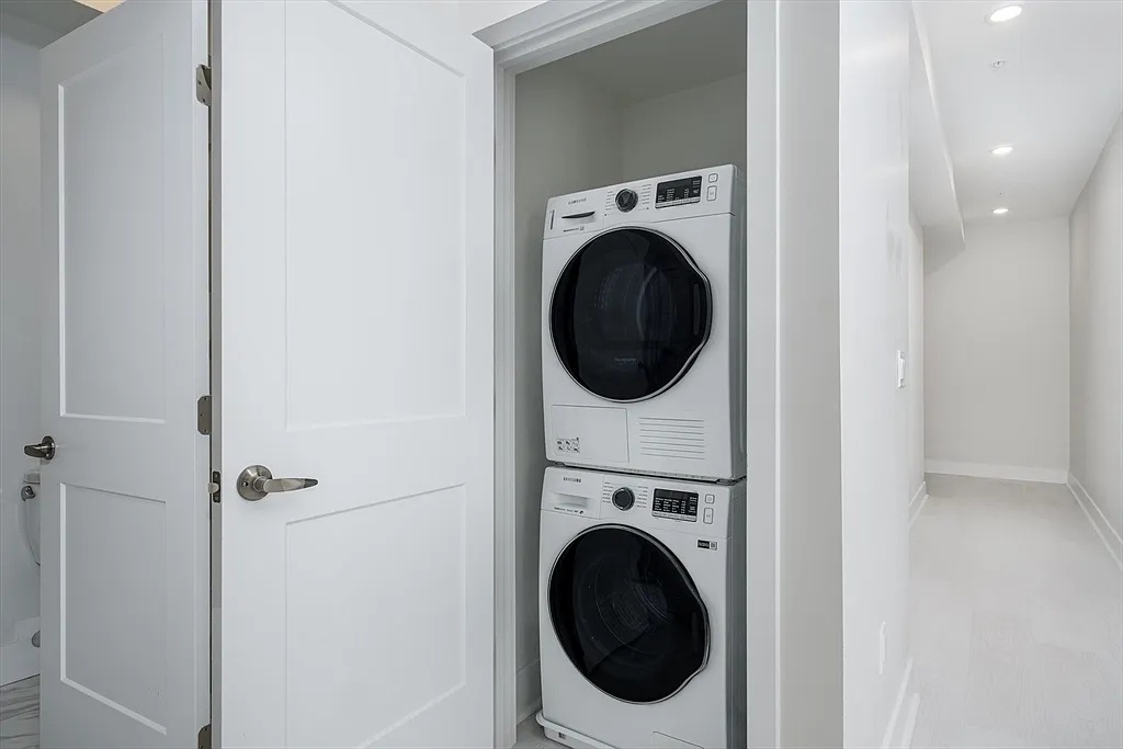 1 bed, 1.0 bath, 520 sqft, $2,300 — Photo 4