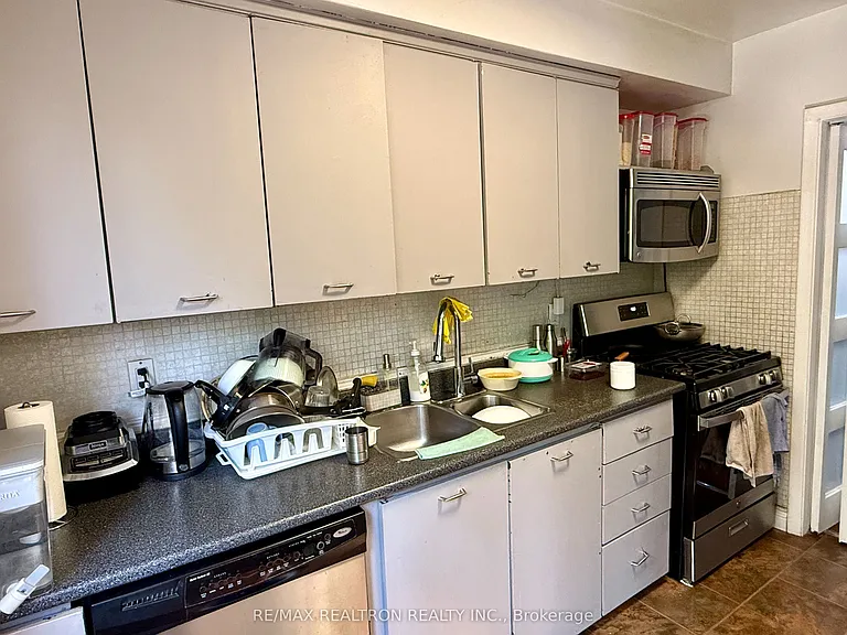 6 Mid Pines Rd #UPPER — Photo 6