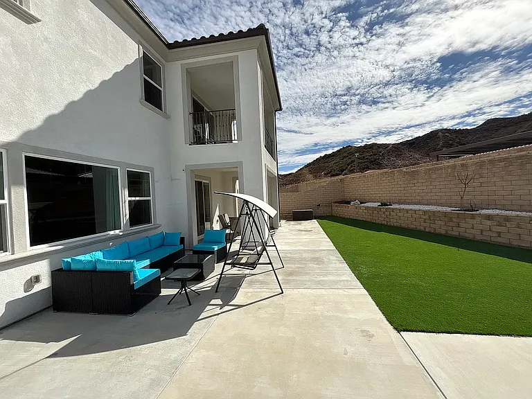 19284 Blackthorn Dr — Photo 5