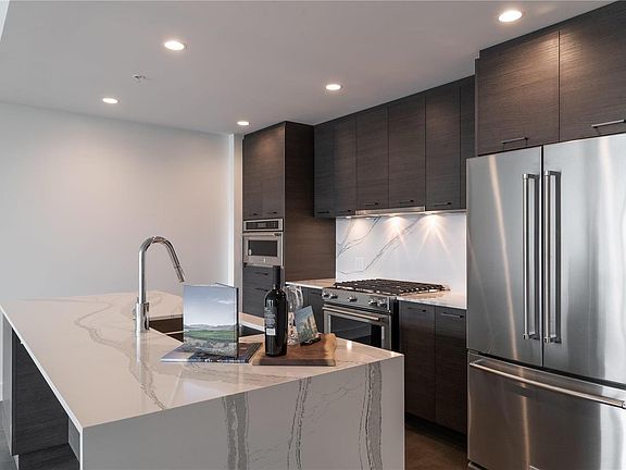 5th image of 1191 Sunset Dr #406