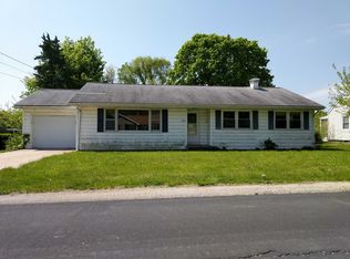1126 E Parkside Ln, Peoria, IL 61615