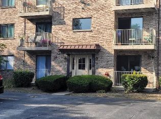 5606 Tinder APT 1, Rolling Meadows, IL 60008