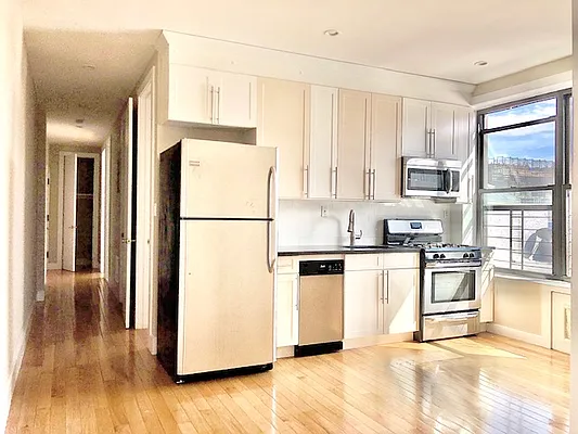 Rented by Matthew Gros-Werter, LREB  | media 1