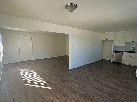 3rd image of 2333 E 5th St APT 11