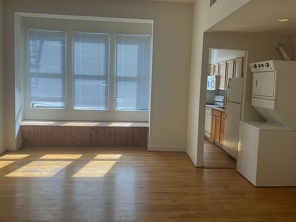 5th image of 13 W Preston St #13B