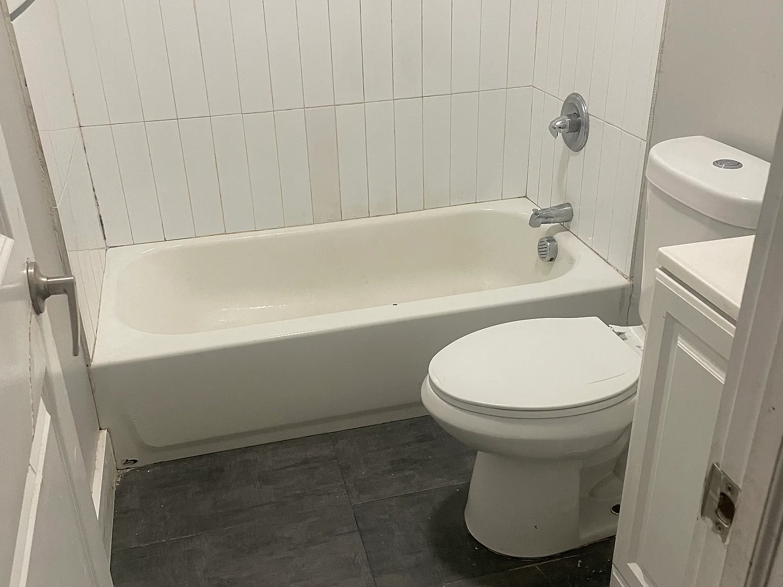 2 bed, $1,900 — Photo 2