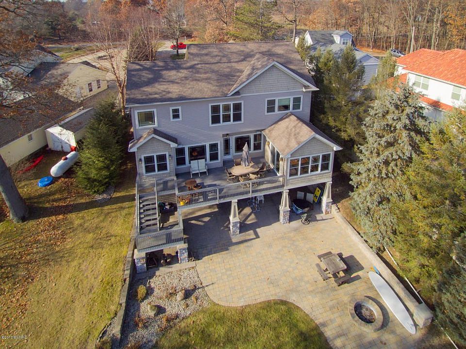 6825 S 3rd St-101