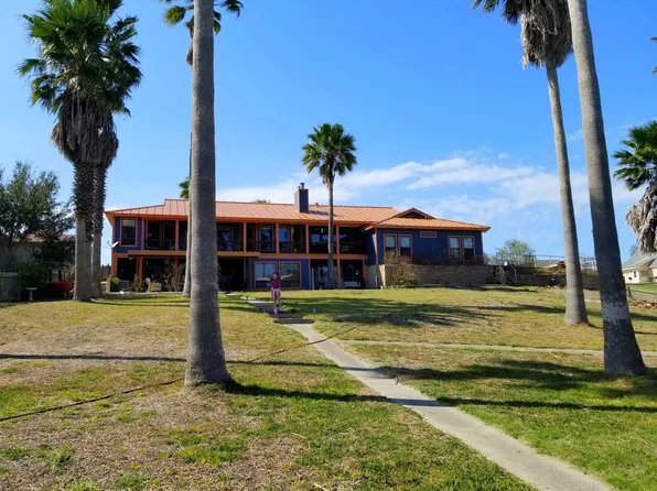 105 Knoll Trl, Sandia, TX 78383