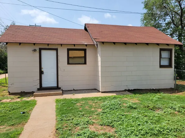 rw1421, 1421 1/2 Wallace St, Clovis, NM 88101