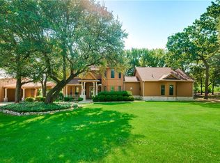 1541 Cliff Mnr, Azle, TX 76020