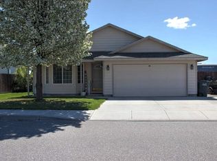 8104 Quadra Dr, Pasco, WA