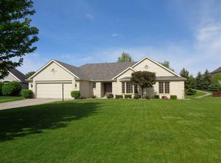 1810 Silver Linden Ct, Fort Wayne, IN 46804