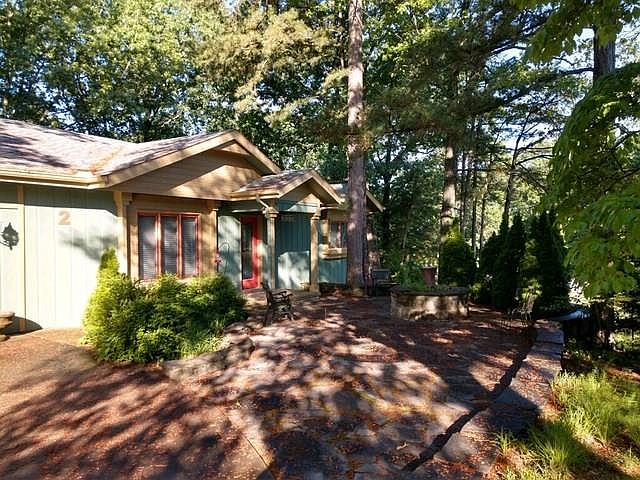 1st image of 2 Burghley Ln