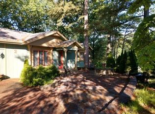 2 Burghley Ln, Bella Vista, AR 72714