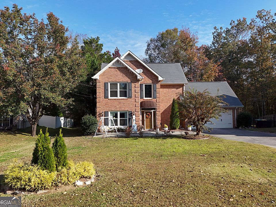 1st image of 107 E Clinton Dr SW