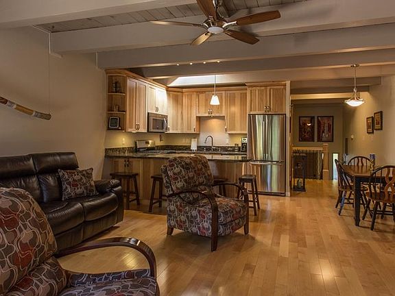 3rd image of 837 Southwood Blvd Unit 24